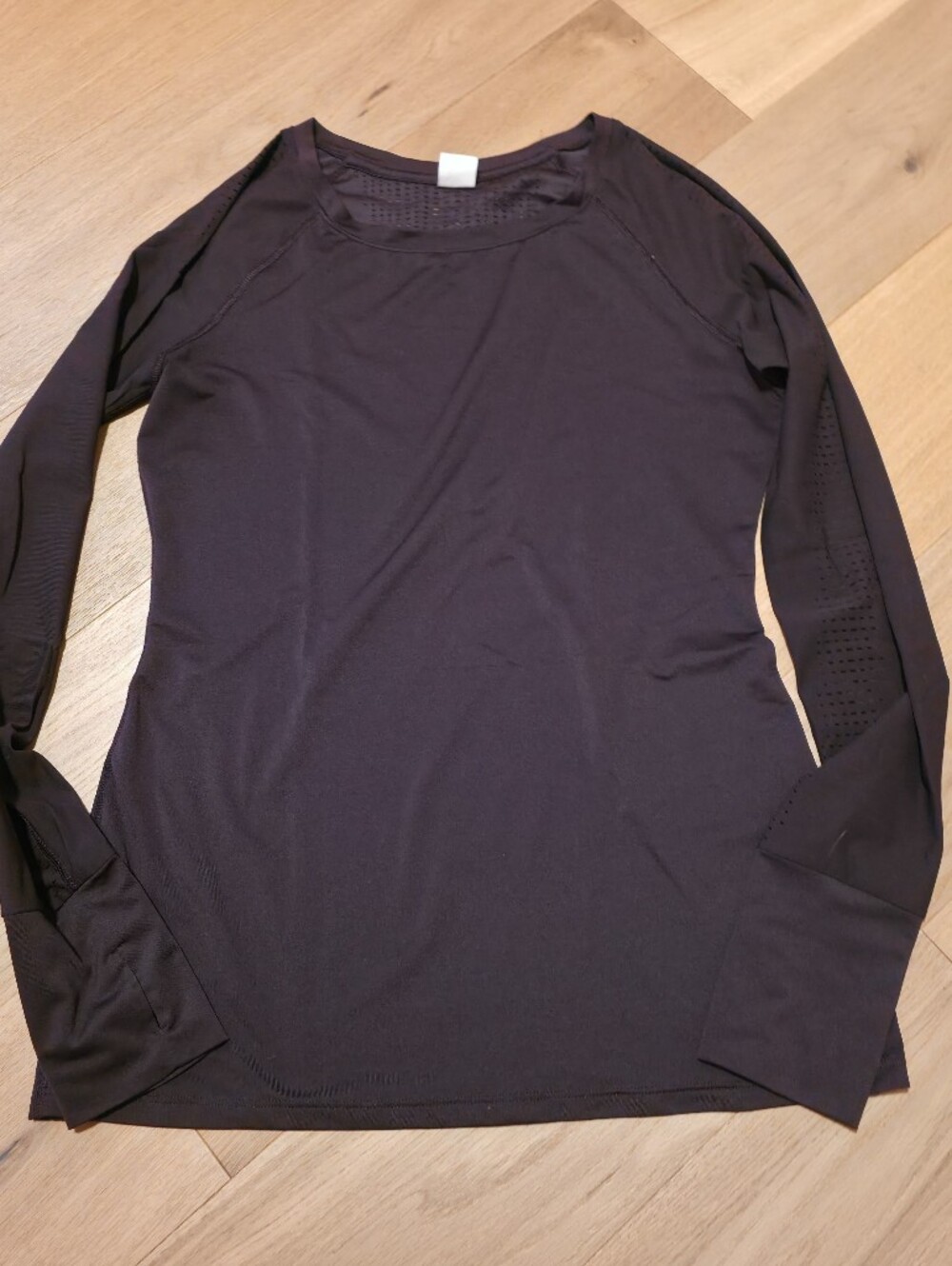 GAP Plum Perforated Athletic Tee
